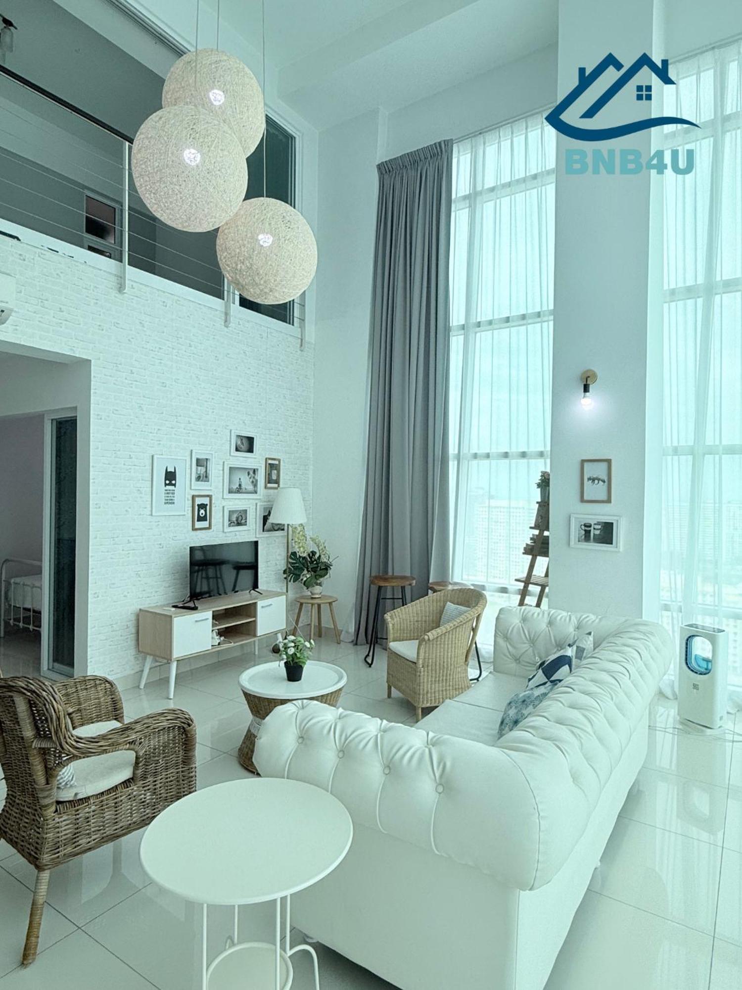Duplex Seaview Comfort Stay In City By Iz George Town Exterior foto