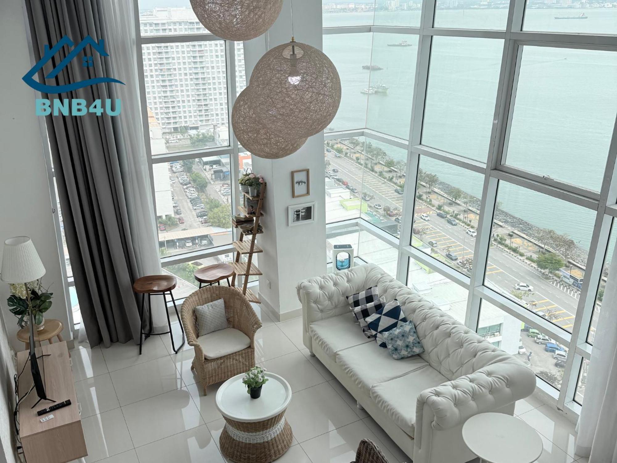 Duplex Seaview Comfort Stay In City By Iz George Town Exterior foto