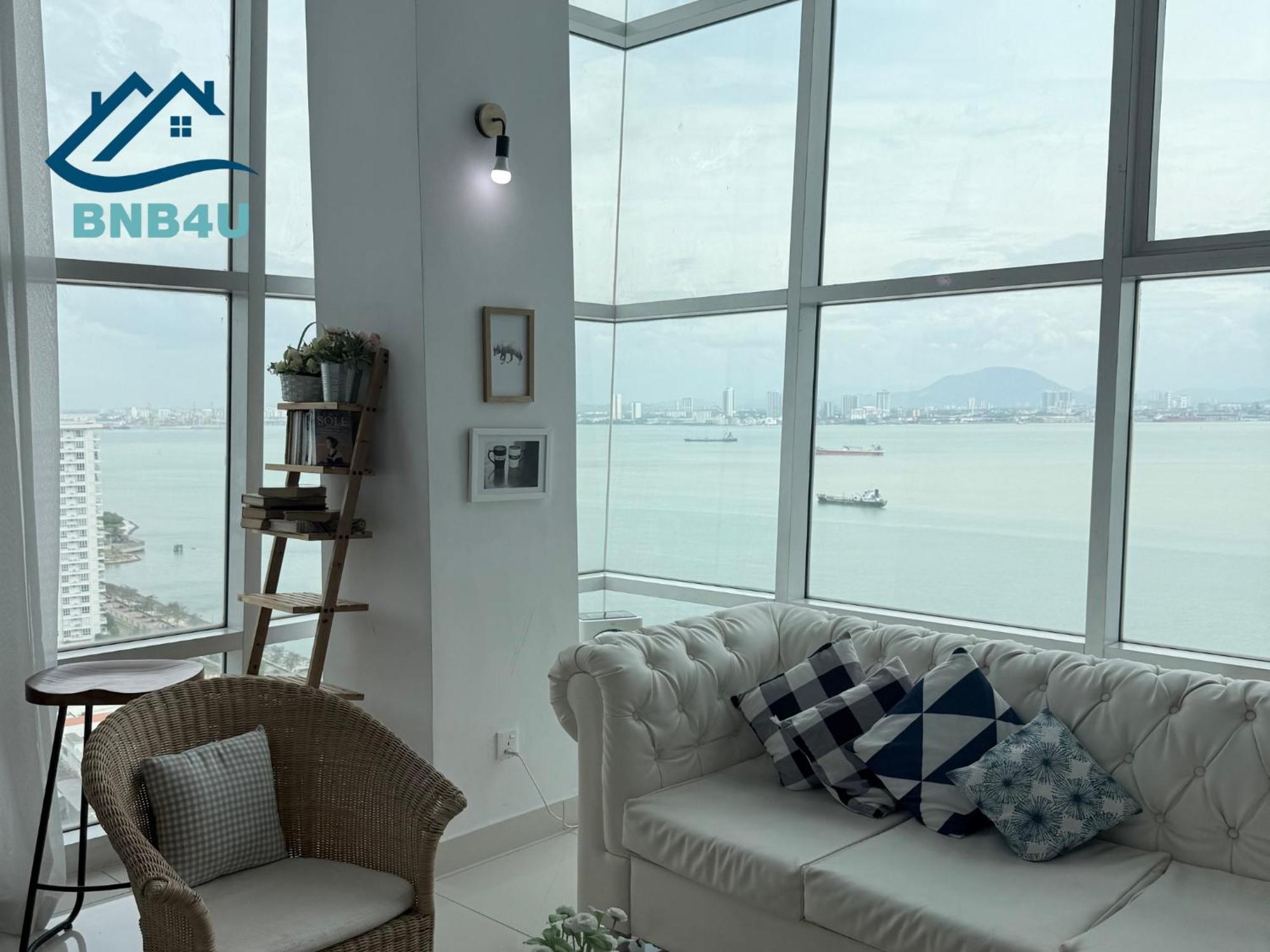 Duplex Seaview Comfort Stay In City By Iz George Town Exterior foto